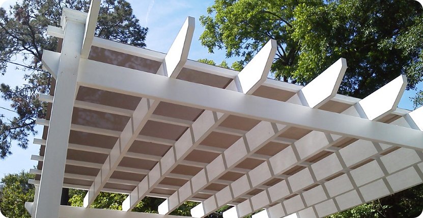 Pergola shade structure